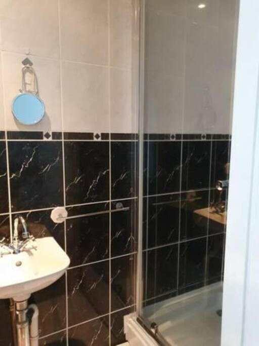 Orme View Dog Friendly Apartment ลันดิดโน ภายนอก รูปภาพ