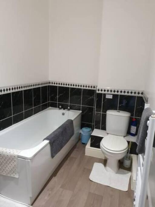 Orme View Dog Friendly Apartment ลันดิดโน ภายนอก รูปภาพ